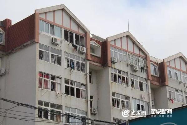 突發(fā)！青島一居民樓發(fā)生爆燃！已造1人死亡，7人受傷！3公里外有震感…