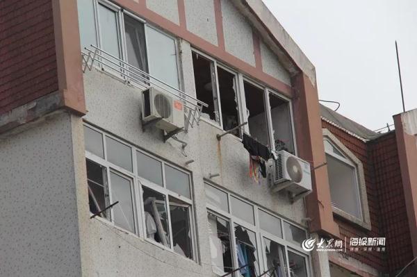突發(fā)！青島一居民樓發(fā)生爆燃！已造1人死亡，7人受傷！3公里外有震感…