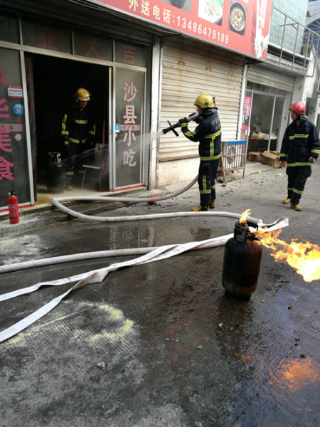 圖為：事故現(xiàn)場。消防供圖